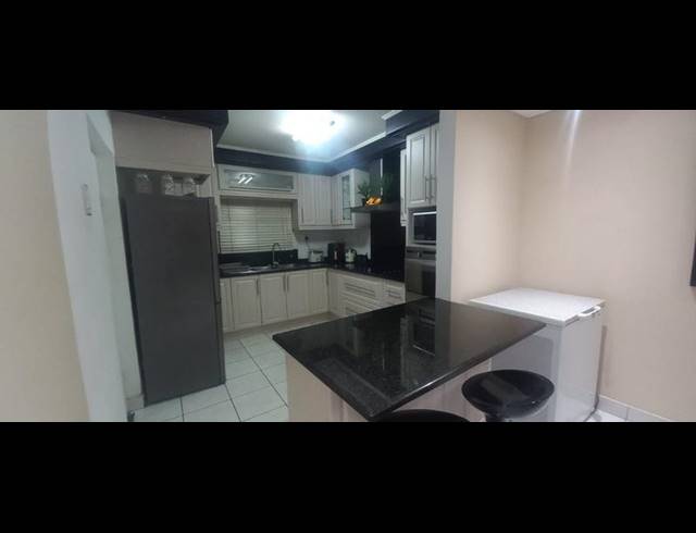 3 BEDROOM HOUSE FOR SALE IN CROSSMOOR